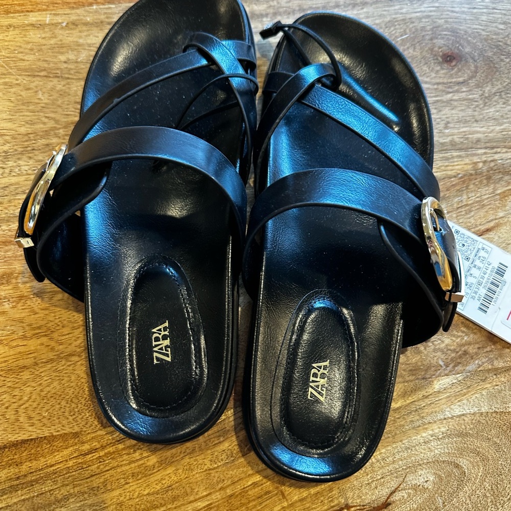 Zara Black Leather Buckle Sandals - Picture 6 of 6